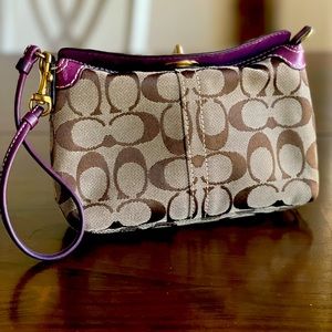 Coach wristlet. Authentic.